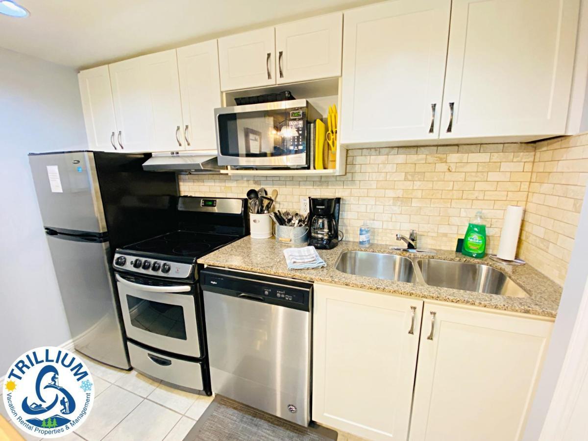 Slopeside Blue Mountain Condo - Wifi, Linens/Towels, Ski In/Out 블루마운틴 외부 사진