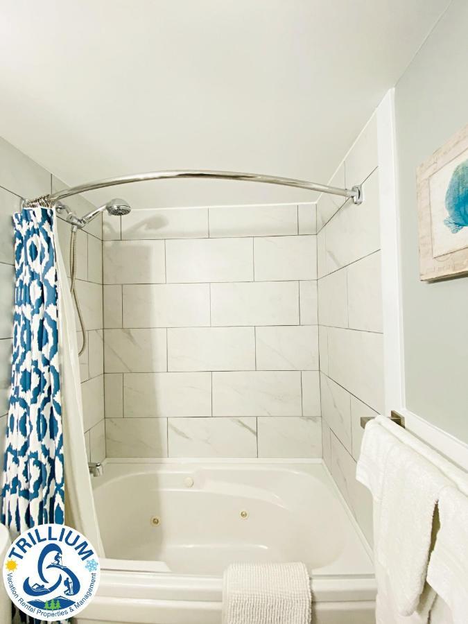 Slopeside Blue Mountain Condo - Wifi, Linens/Towels, Ski In/Out 블루마운틴 외부 사진
