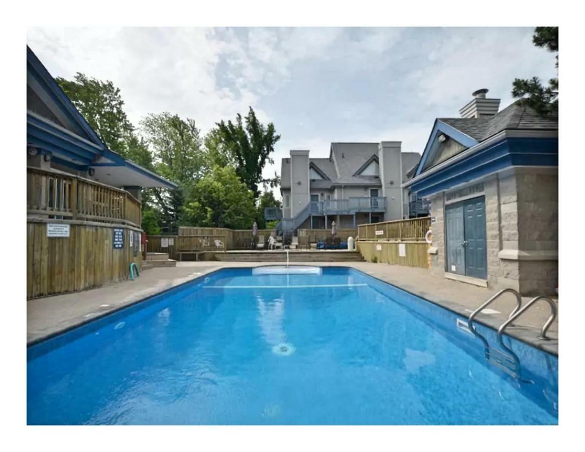 Slopeside Blue Mountain Condo - Wifi, Linens/Towels, Ski In/Out 블루마운틴 외부 사진